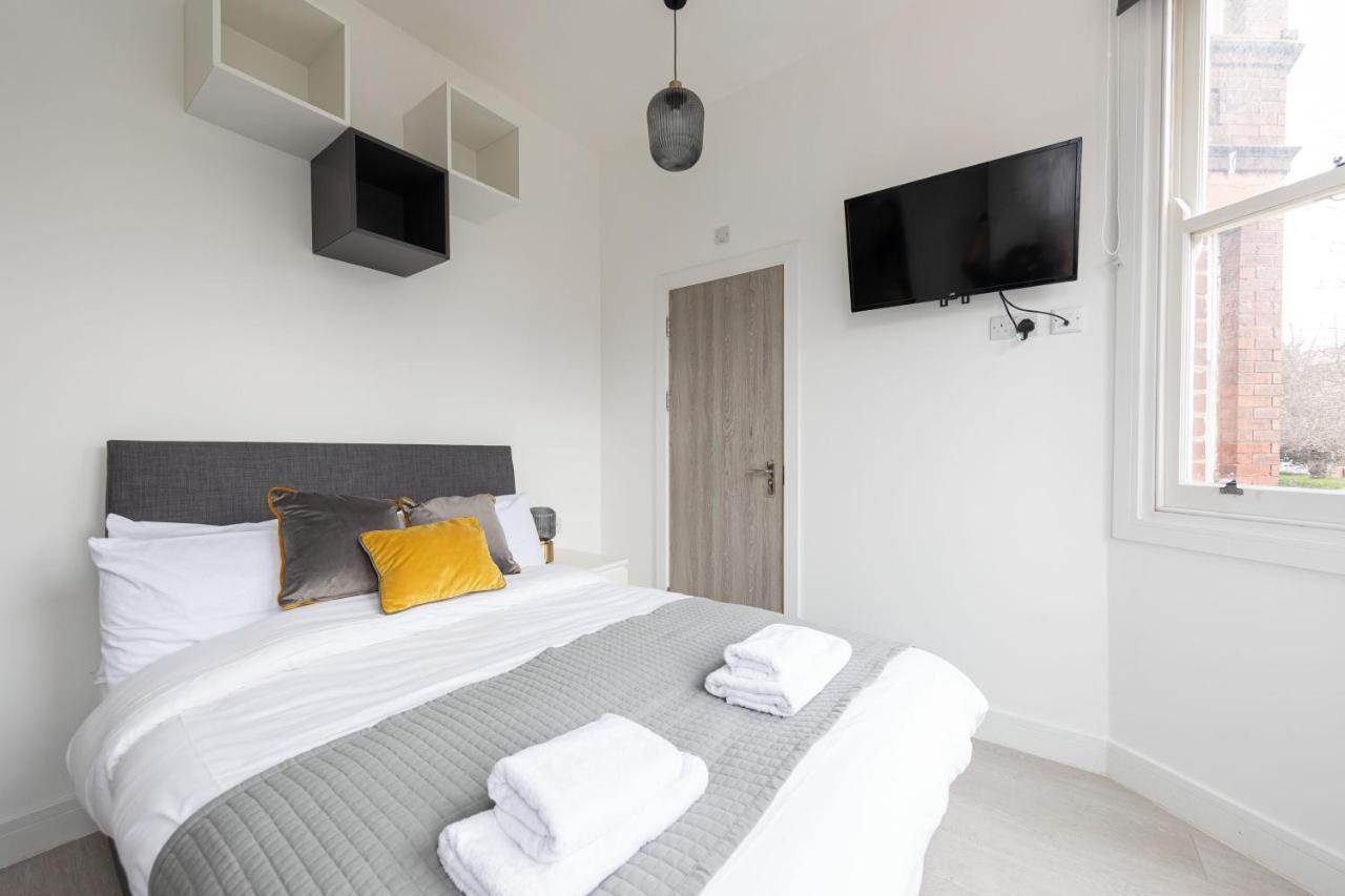 The Anson Hotel - Conveniently Located Sweet Space Near Transportation Stations ลอนดอน ภายนอก รูปภาพ